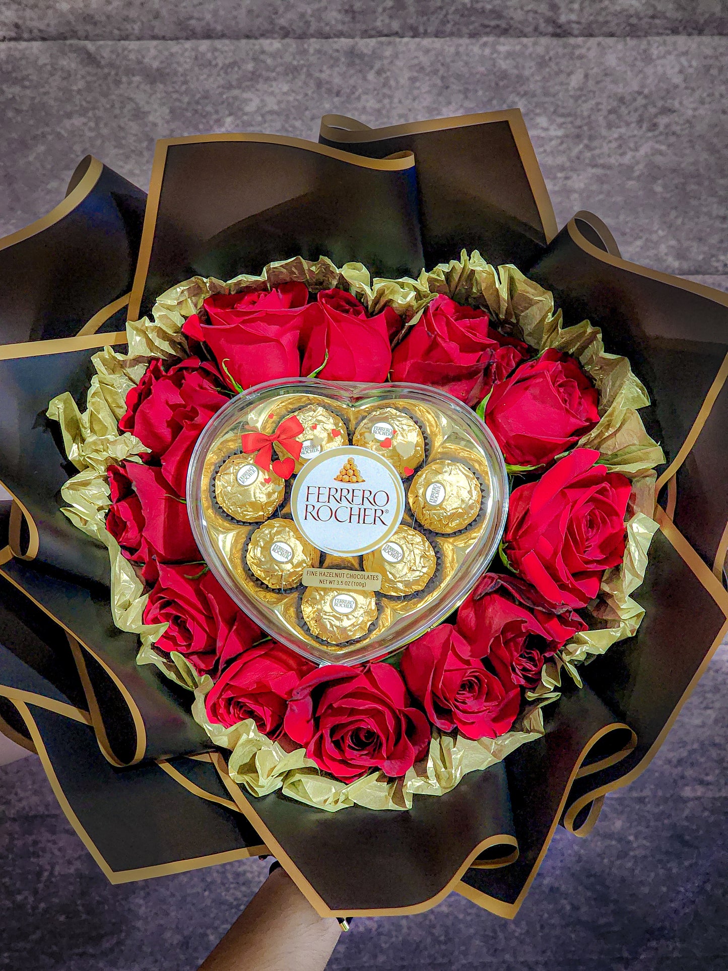 12 roses & ferrero heart