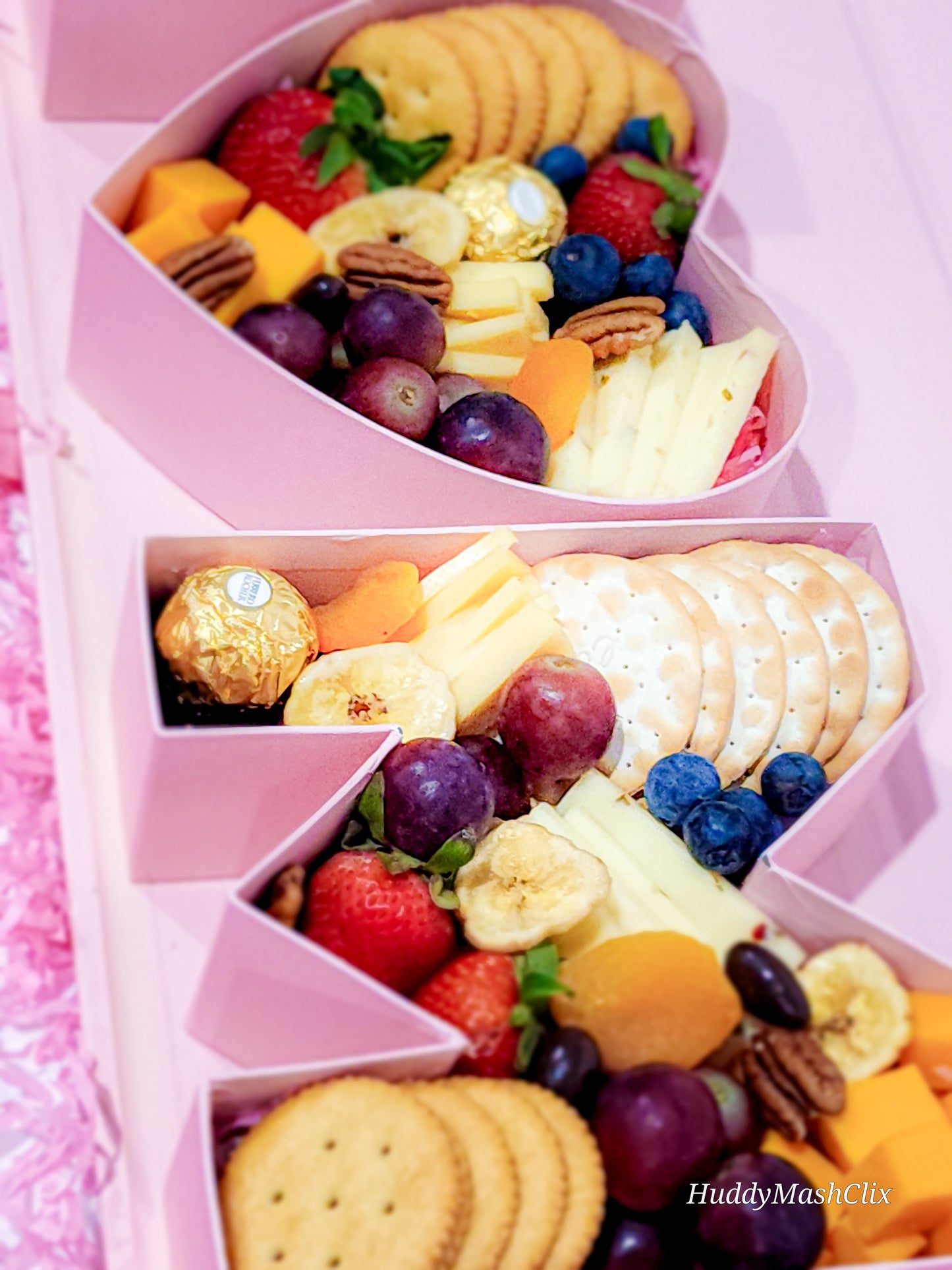 Mom crackers & cheese