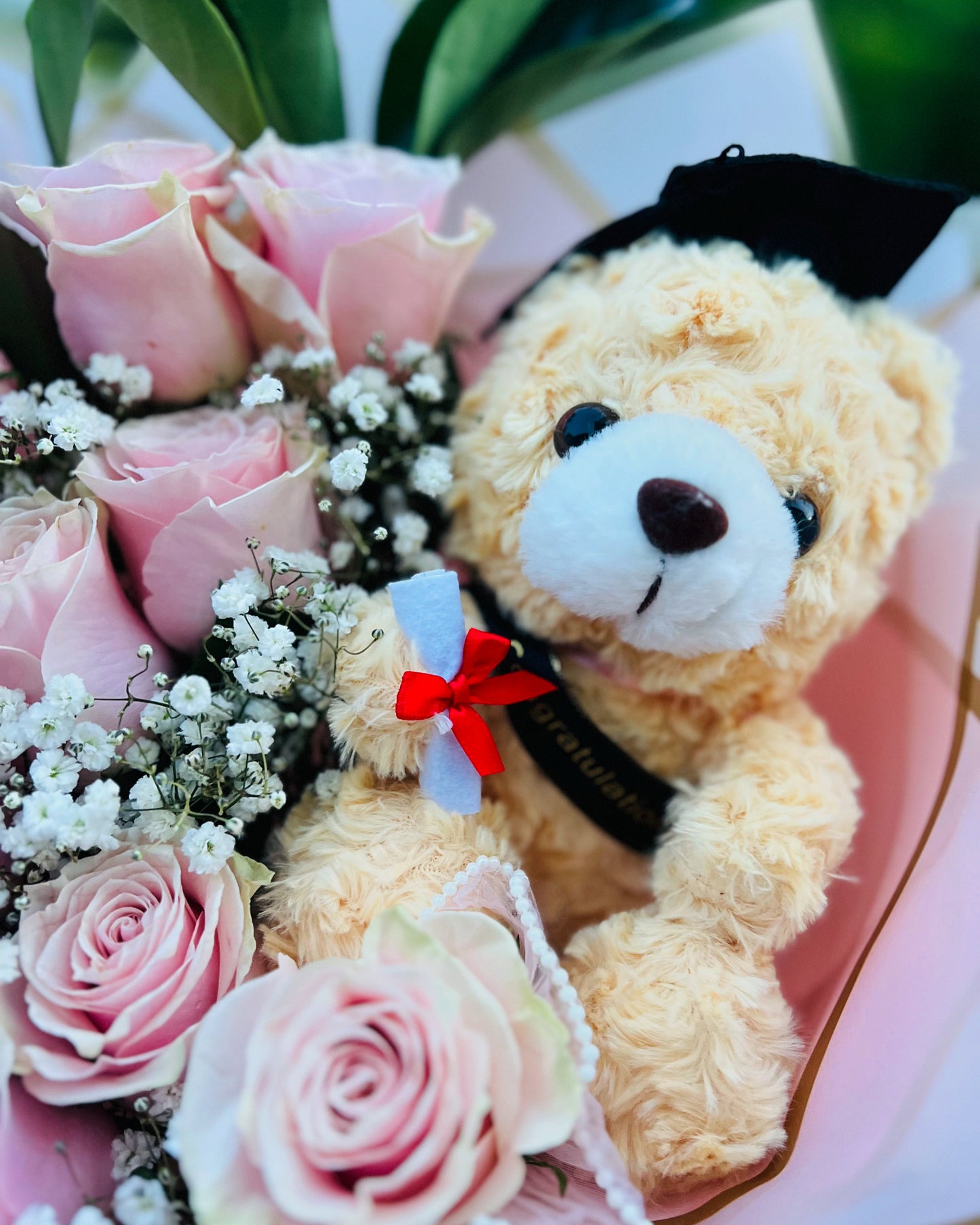 Graduation roses with teddy