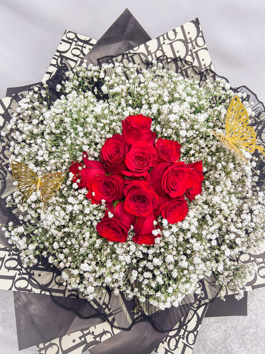 12 roses bouquet with gypsofphila